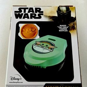 Star Wars mini waffle maker